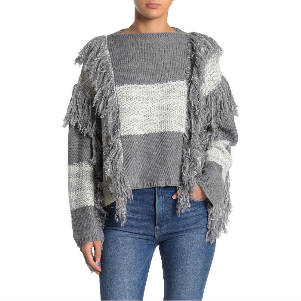 Moon River grey colorblock fringe sweater